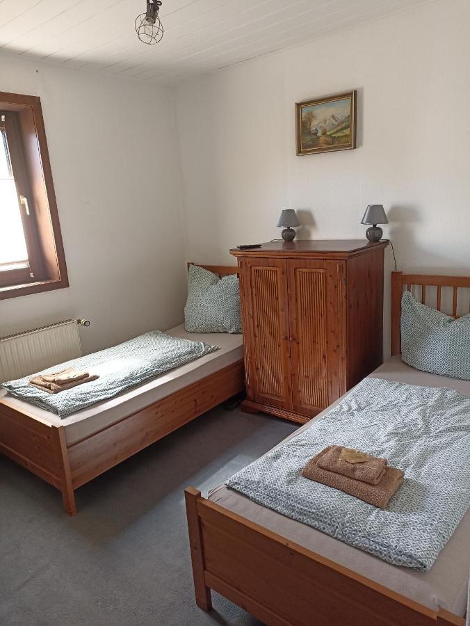 Bed and Breakfast Gaststätte Goldenes Ross Uhlstädt Zimmer foto